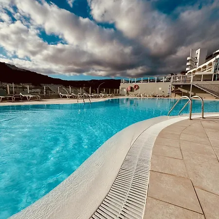 Click & Guest - Atlantic Views In Puerto Rico *